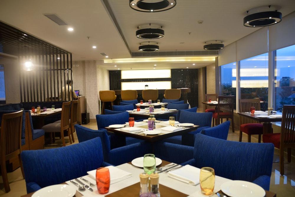 Sarovar Portico Outer Ring Road Bangalore Exteriör bild