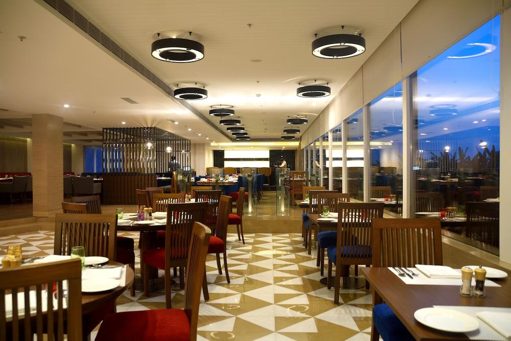 Sarovar Portico Outer Ring Road Bangalore Exteriör bild