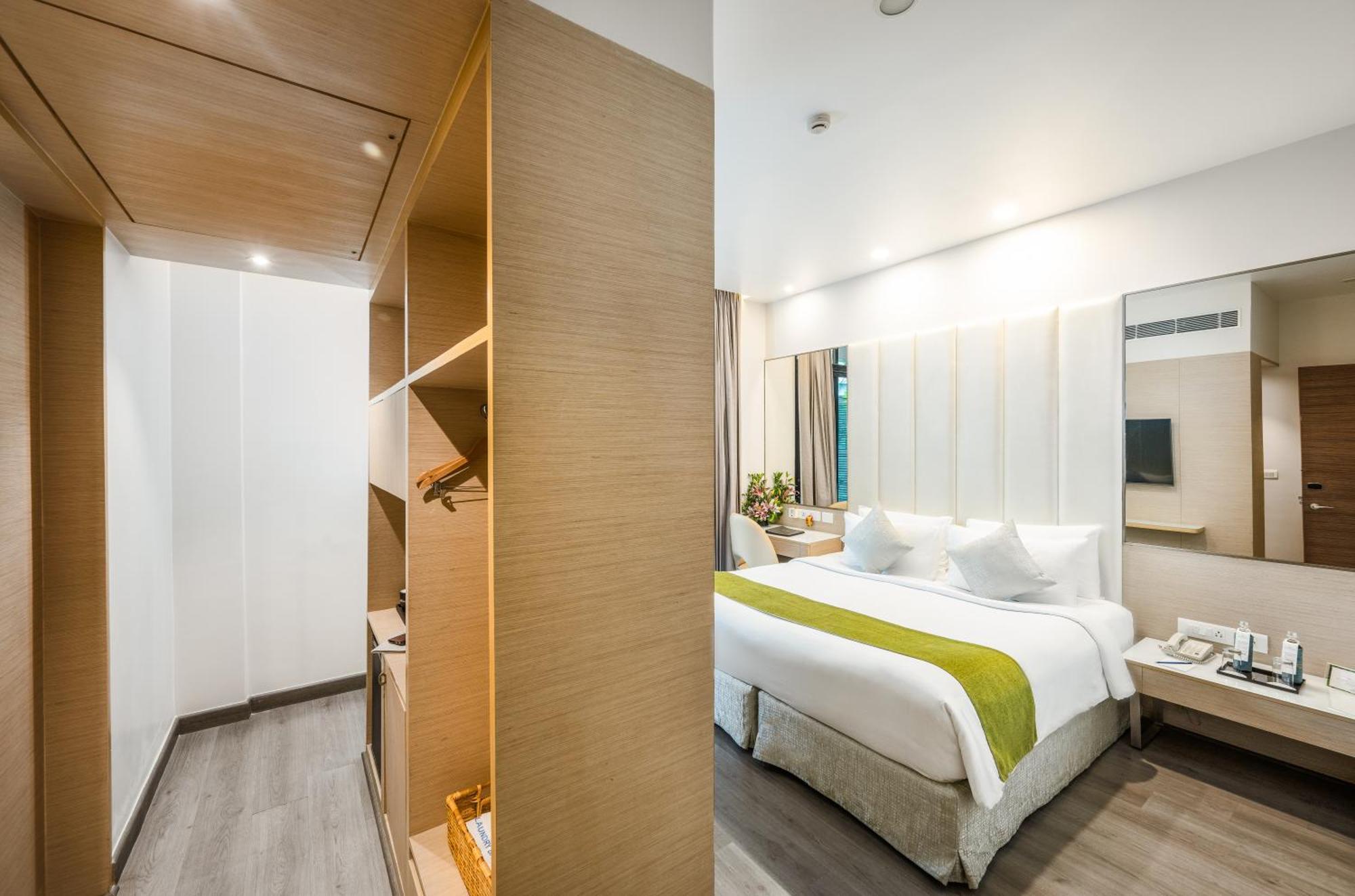 Sarovar Portico Outer Ring Road Bangalore Exteriör bild
