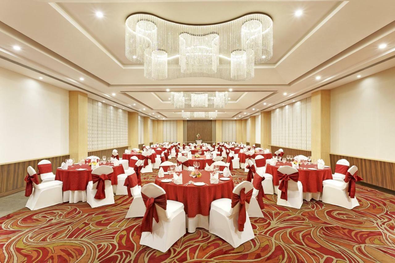 Sarovar Portico Outer Ring Road Bangalore Exteriör bild